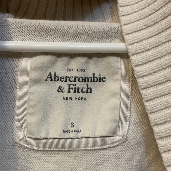 Soft long sleeve cover up - Picture 3 of 5